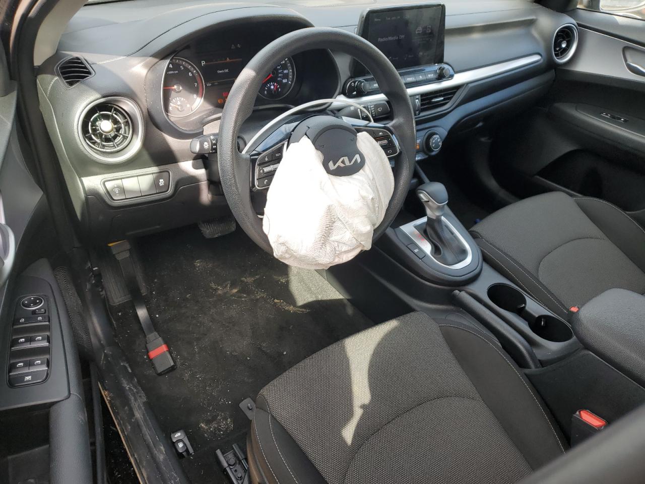 2024 KIA FORTE LX VIN:3KPF24AD1RE707965
