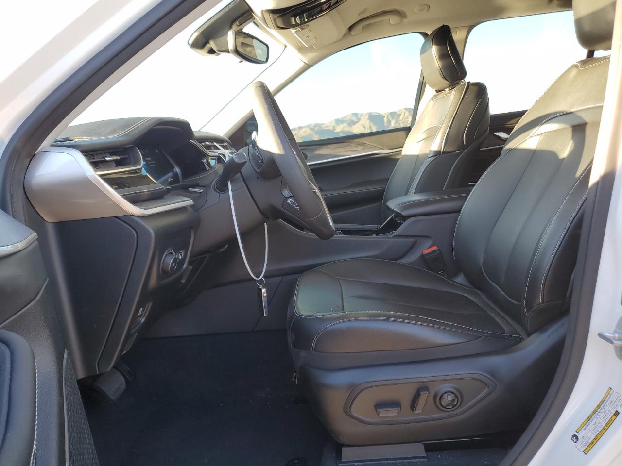 2023 JEEP GRAND CHEROKEE LIMITED VIN:1C4RJGBG0PC563887