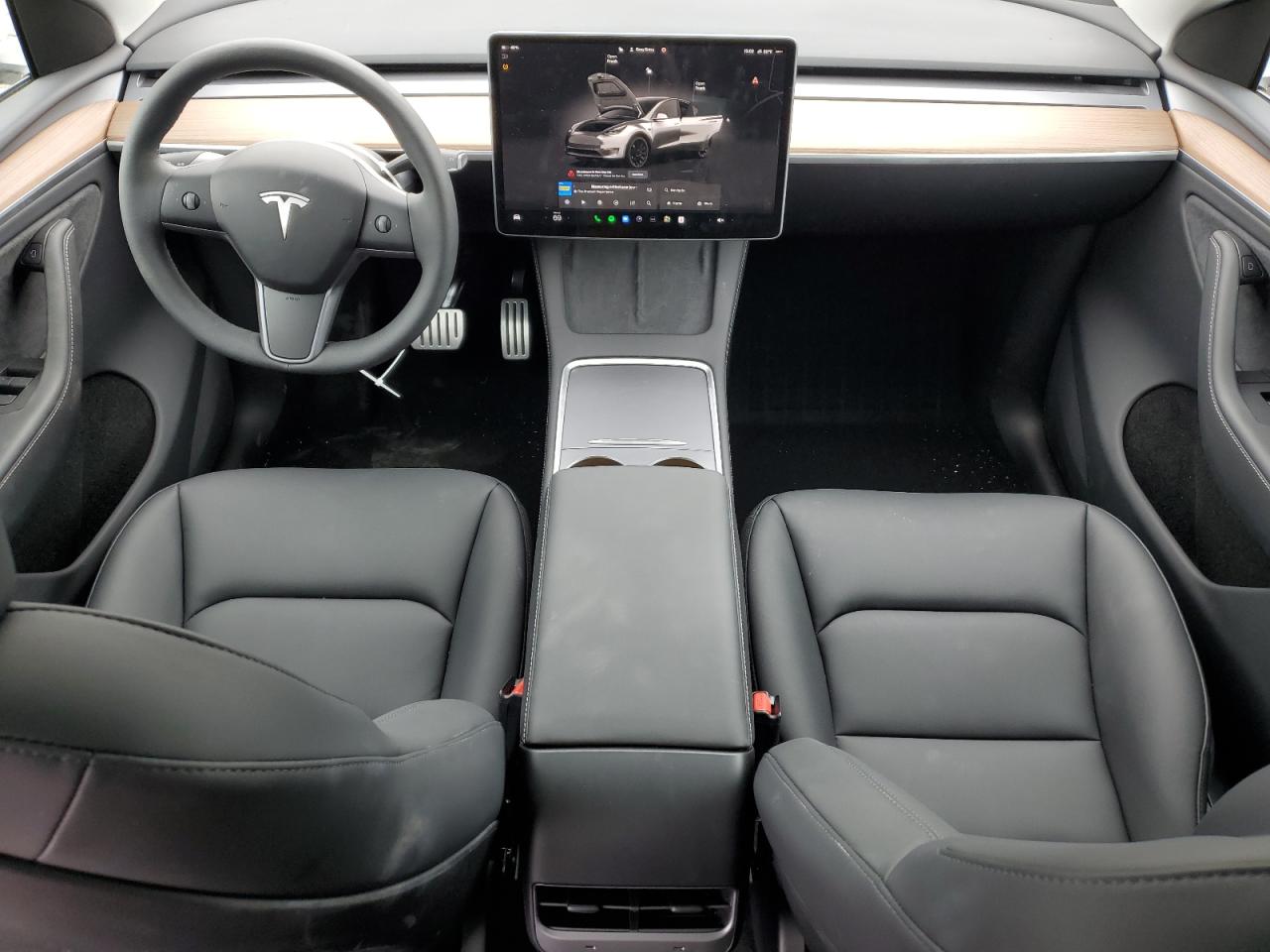 2024 TESLA MODEL Y  VIN:7SAYGDEF4RA313778