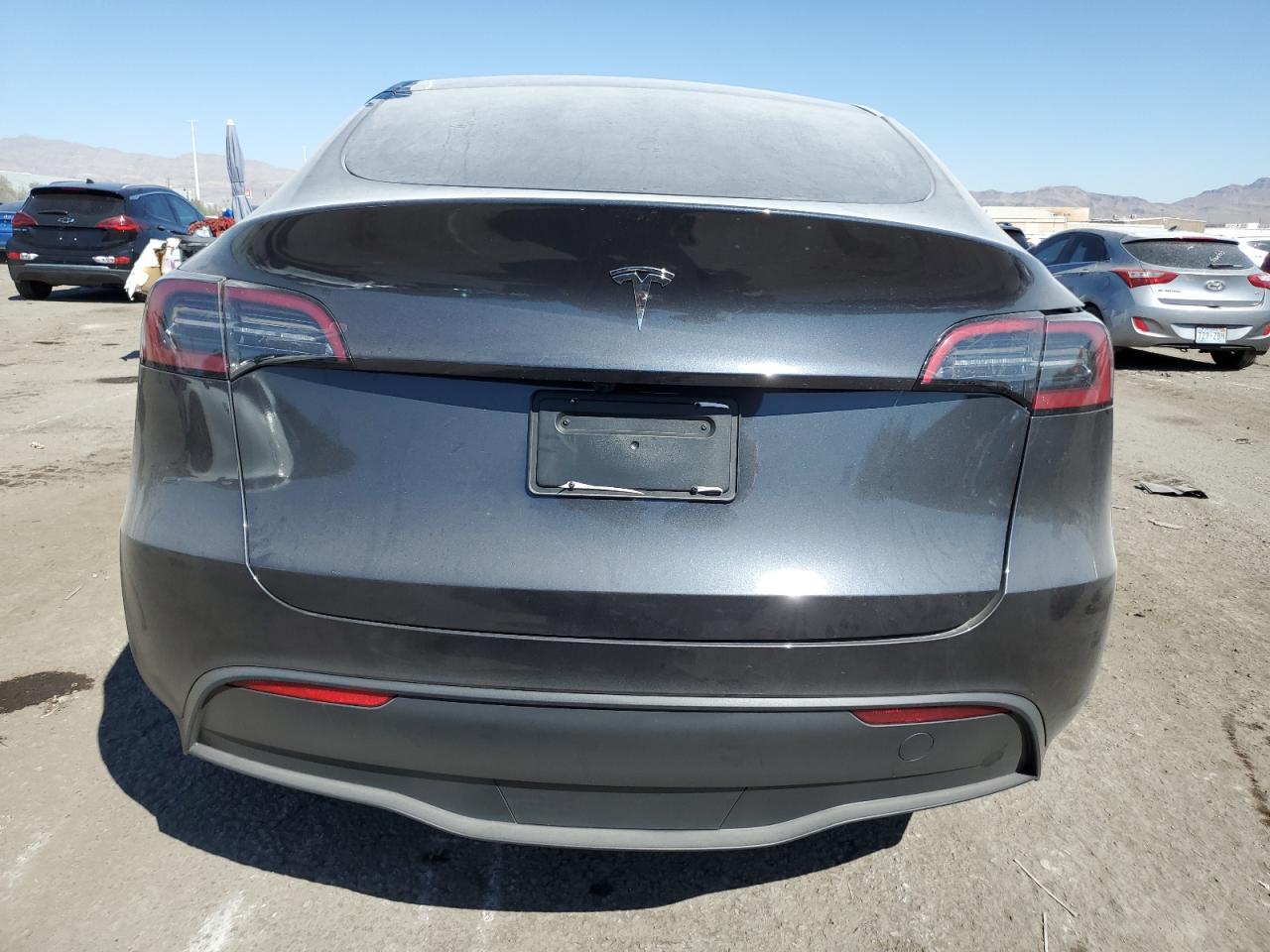 2024 TESLA MODEL Y  VIN:7SAYGDED4RF200527