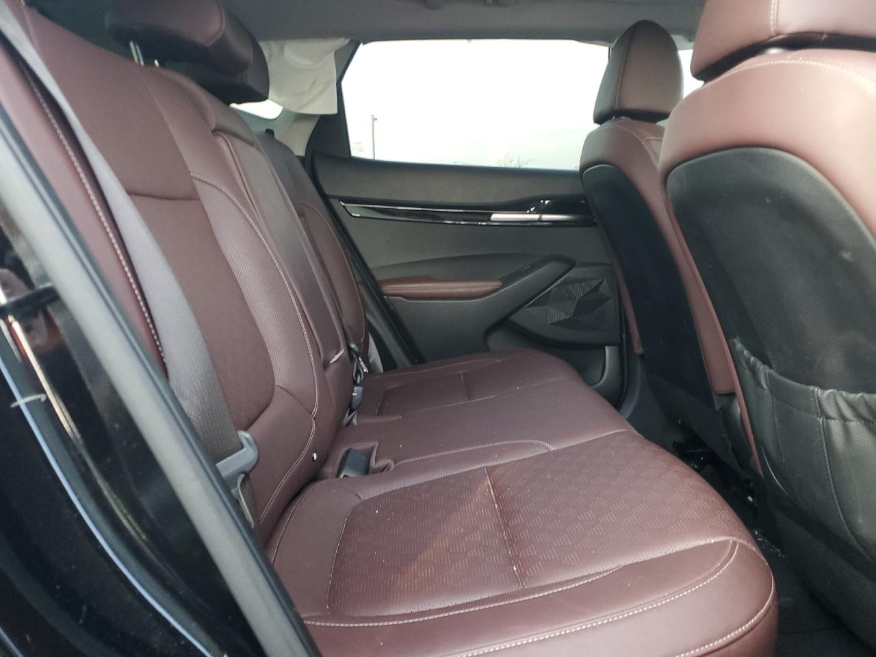 2022 KIA SELTOS SX VIN:KNDETCA27N7247786