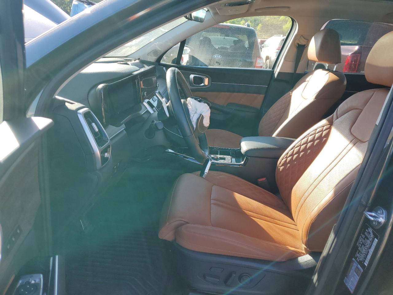 2022 KIA SORENTO SX VIN:5XYRKDLF1NG077177