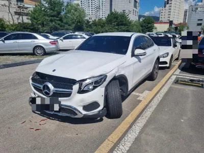 2019 Mercedes-Benz GLC 300 WDC0J4KB2KF528068 VIN:WDC0J4KB2KF528068