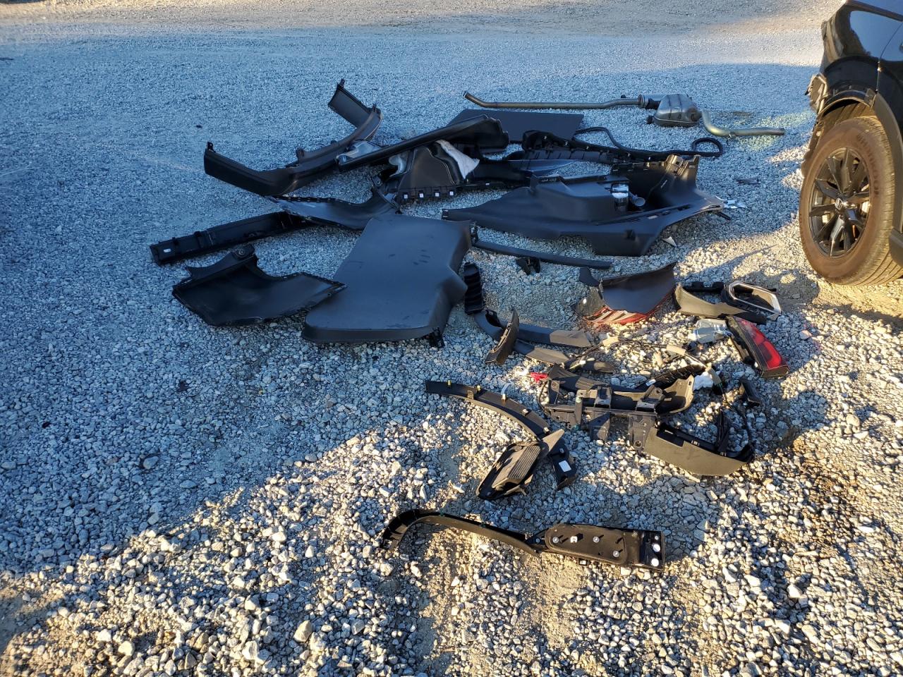 2023 HONDA CR-V SPORT VIN:7FARS5H50PE000661