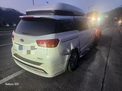 2015 Kia Carnival VIN: