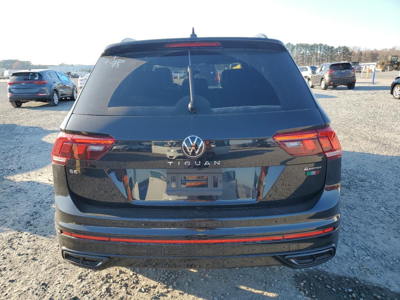 2024 VOLKSWAGEN TIGUAN SE R-LINE BLACK VIN:3VV8B7AX8RM004360