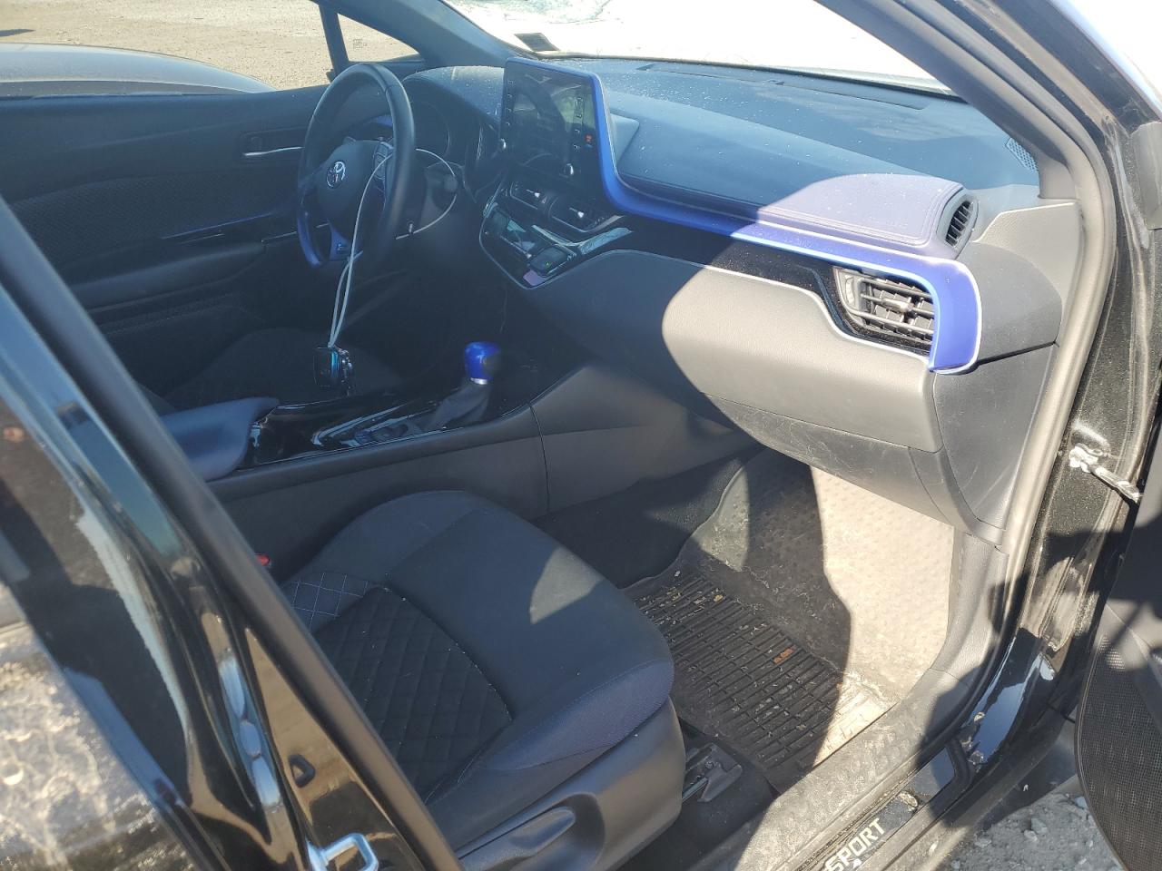 2022 TOYOTA C-HR XLE VIN:NMTKHMBX5NR141457