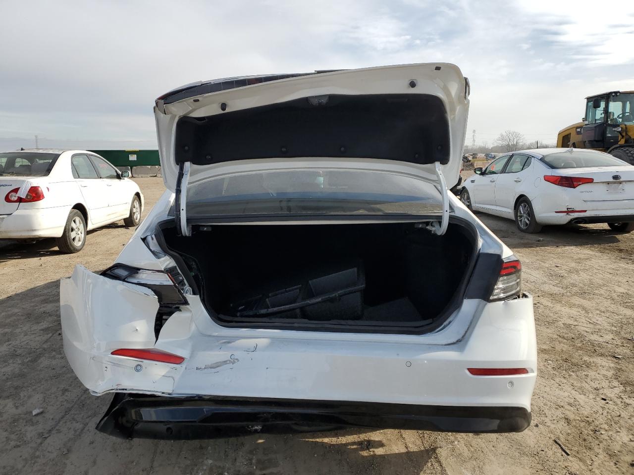 2024 HONDA ACCORD HYBRID EXL VIN:1HGCY2F64RA082515