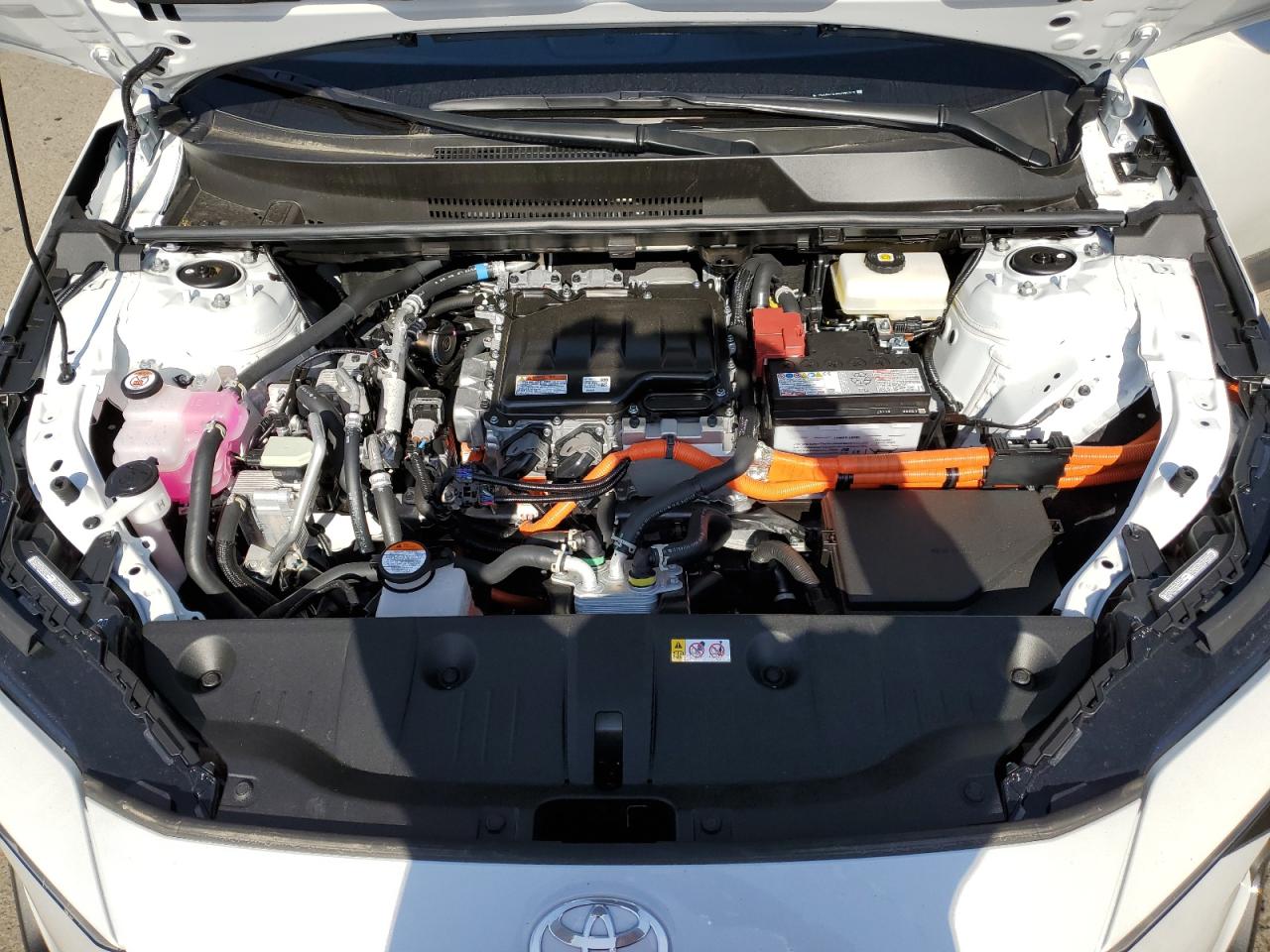 2024 TOYOTA BZ4X XLE VIN:JTMABACA4RA085313