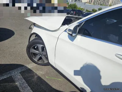 2018 Mercedes-Benz GLC 220 VIN: