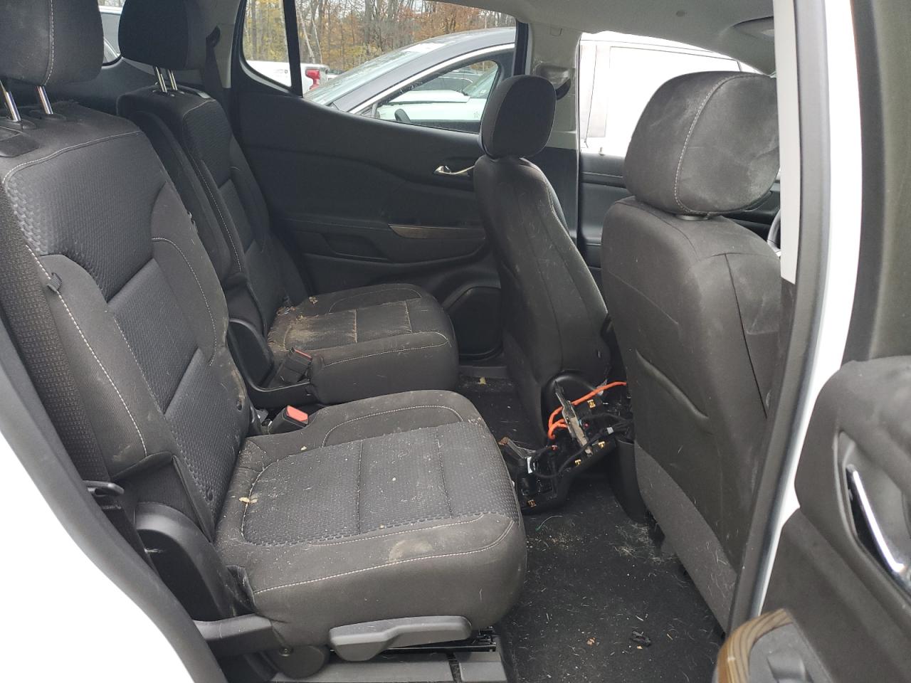 2023 GMC ACADIA SLE VIN:1GKKNRL4XPZ173063