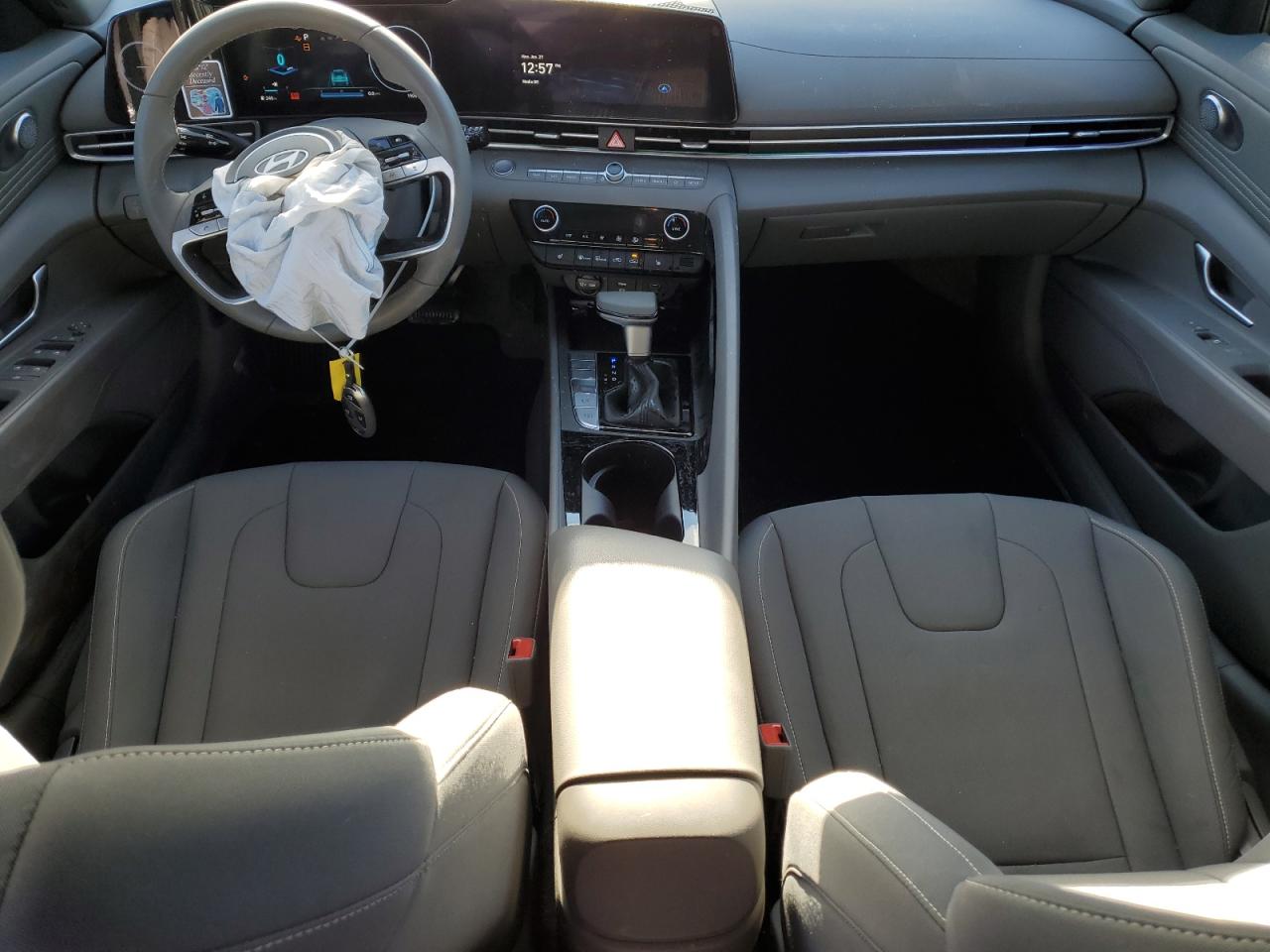 2024 HYUNDAI ELANTRA SEL VIN:KMHLS4DG7RU767304