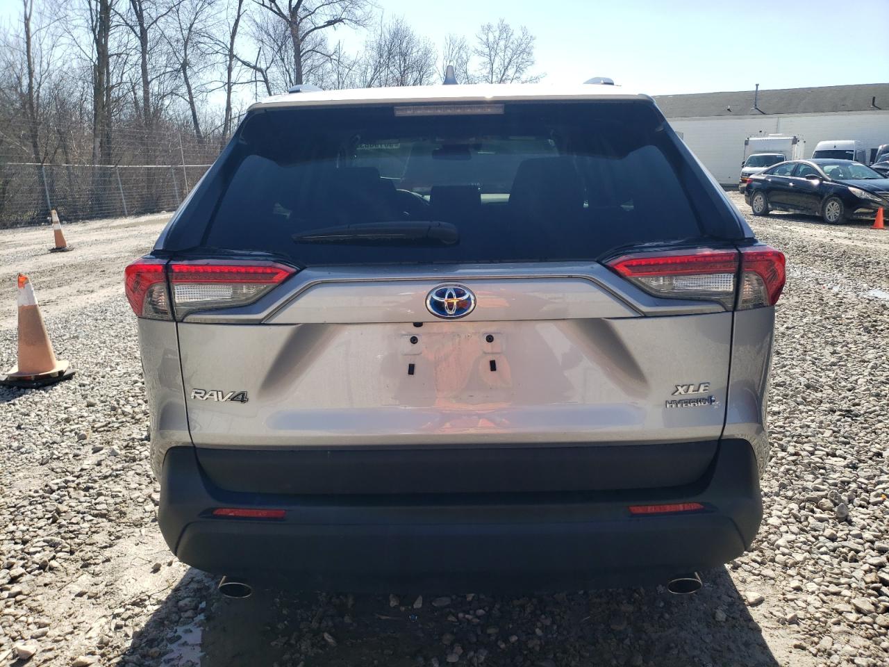 2022 TOYOTA RAV4 XLE VIN:4T3RWRFV9NU076543