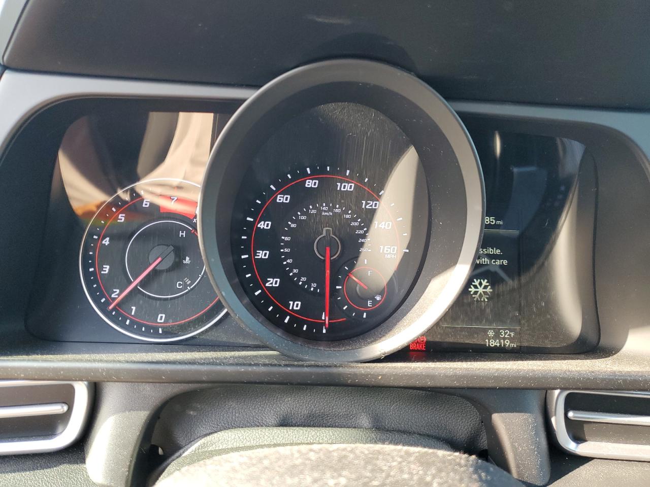 2023 HYUNDAI ELANTRA SEL VIN:5UXTR7C50KLF29583