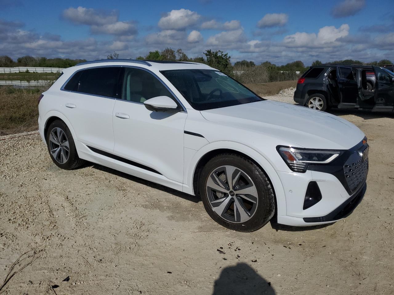 2024 AUDI Q8 E-TRON PRESTIGE VIN:WA16AAGE2RB013276