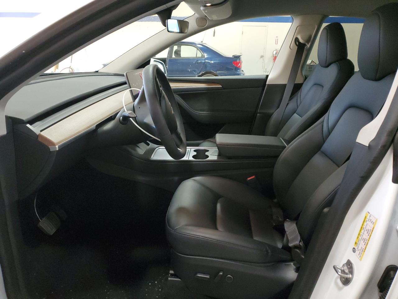 2024 TESLA MODEL Y  VIN:7SAYGDEE3RA232469