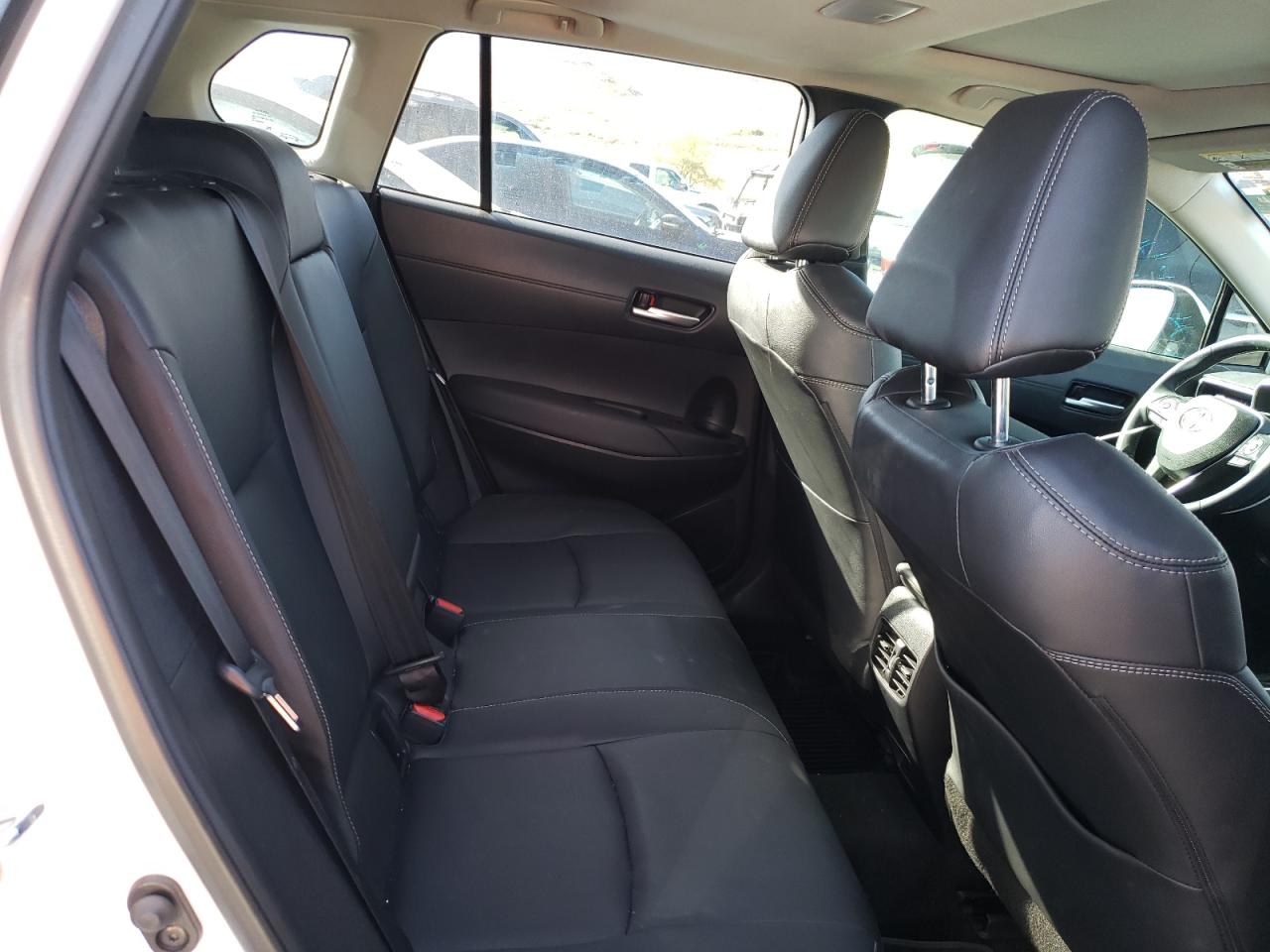 2022 TOYOTA COROLLA CROSS XLE VIN:7MUDAABG3NV025791