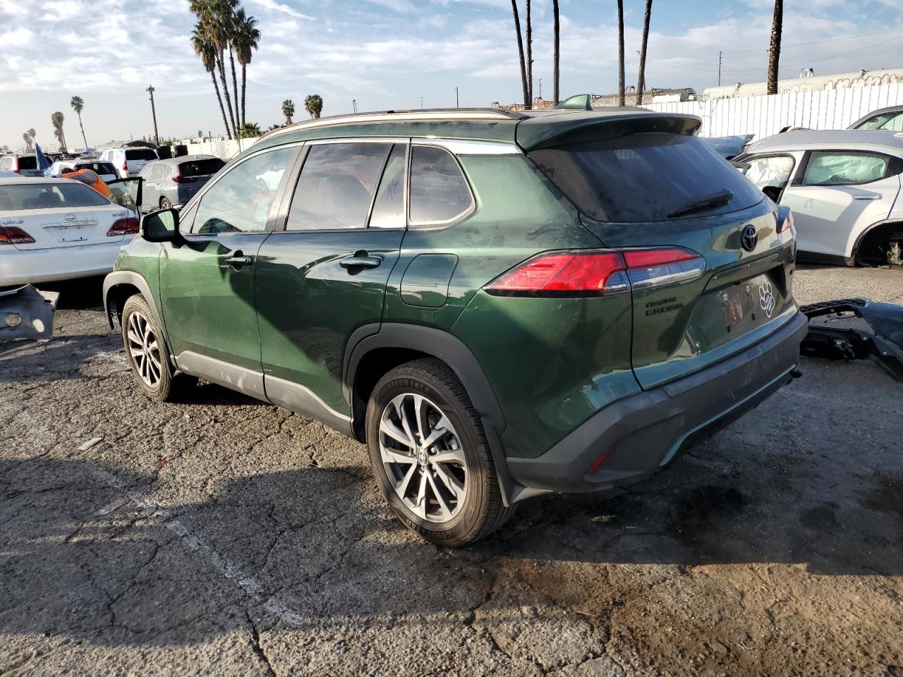 2022 TOYOTA COROLLA CROSS XLE VIN:7MUDAABG9NV029764
