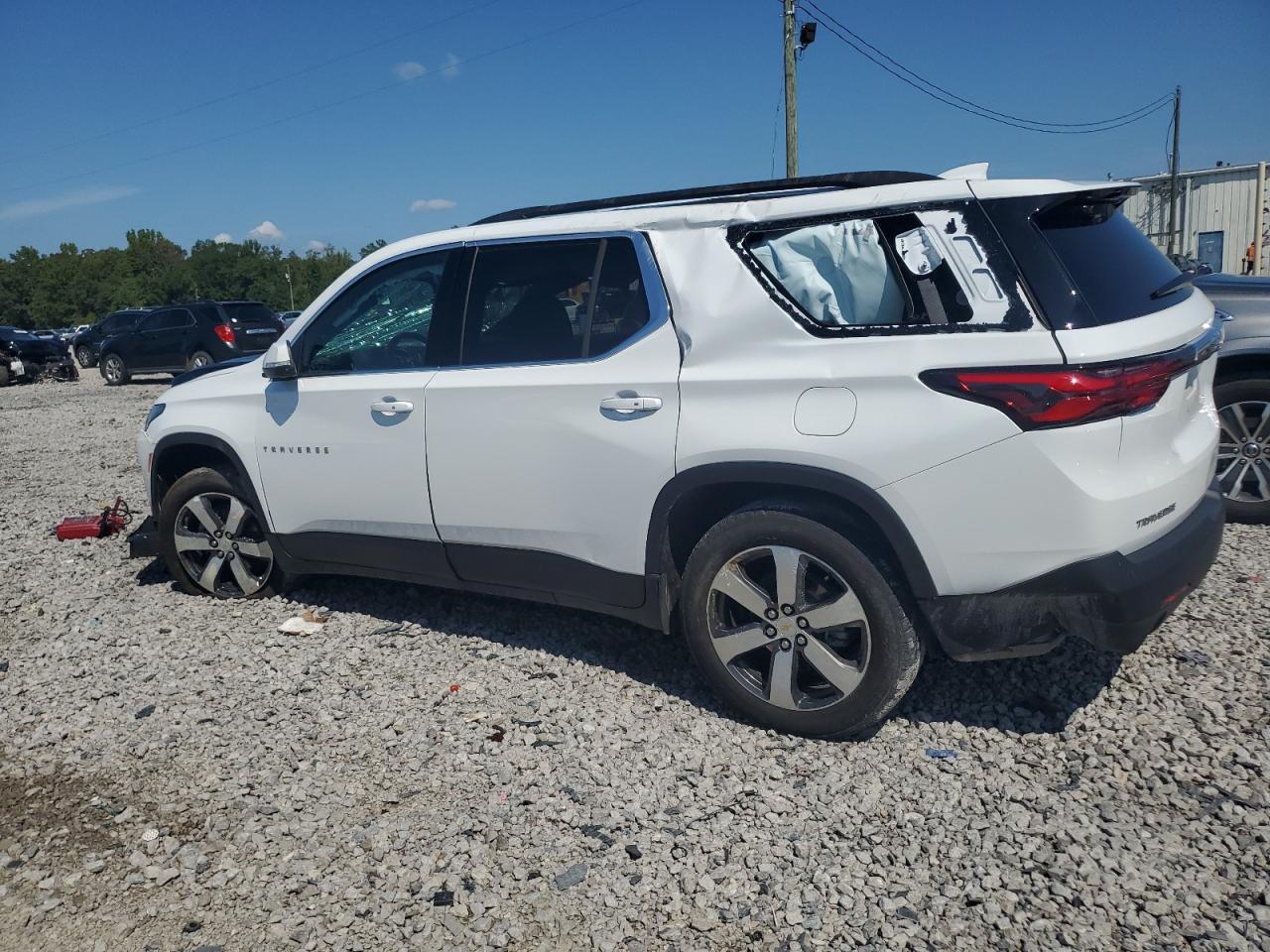 2023 CHEVROLET TRAVERSE LT VIN:1GNERHKWXPJ228689