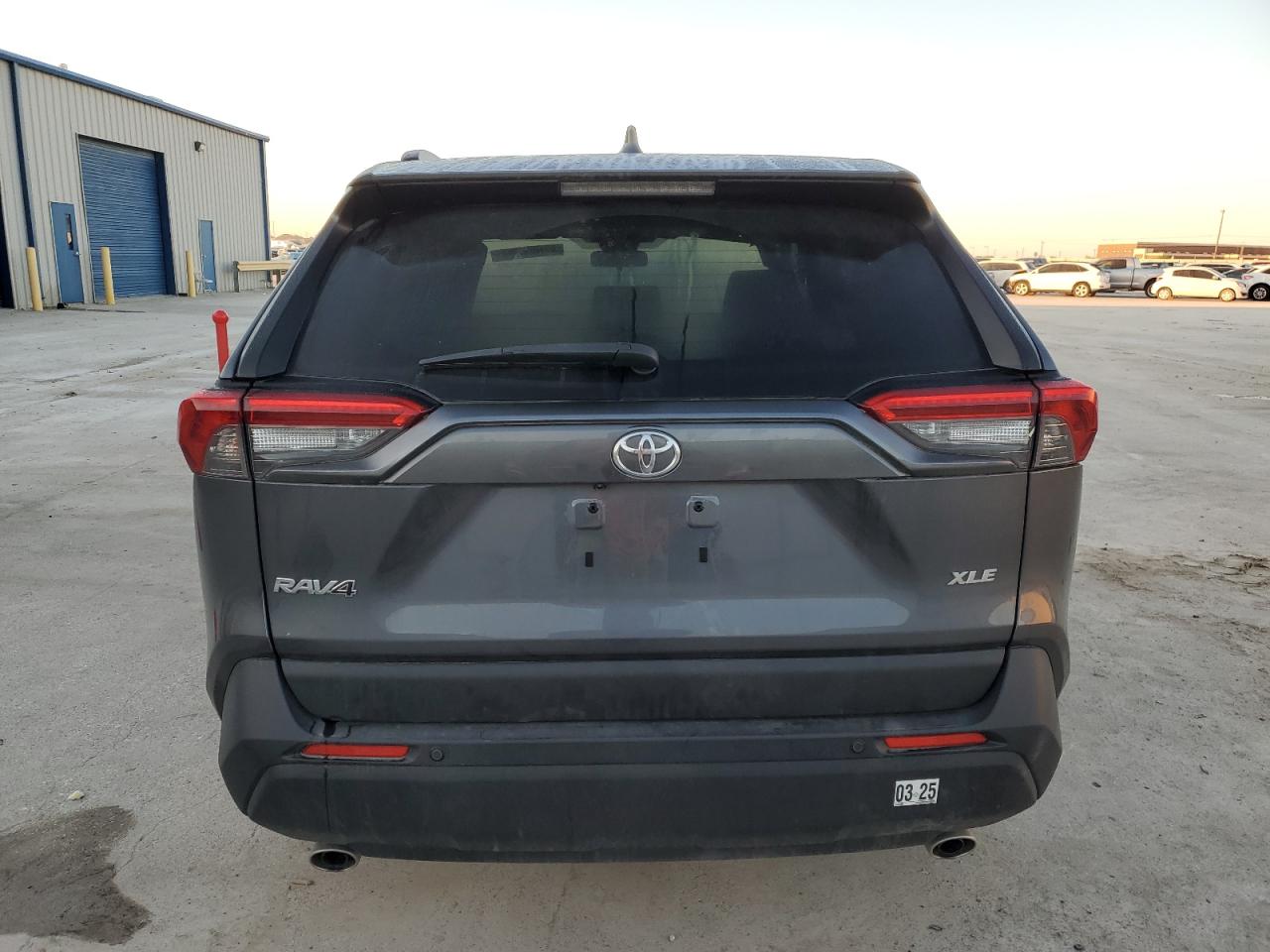 2023 TOYOTA RAV4 XLE VIN:JTMW1RFV6PD105076