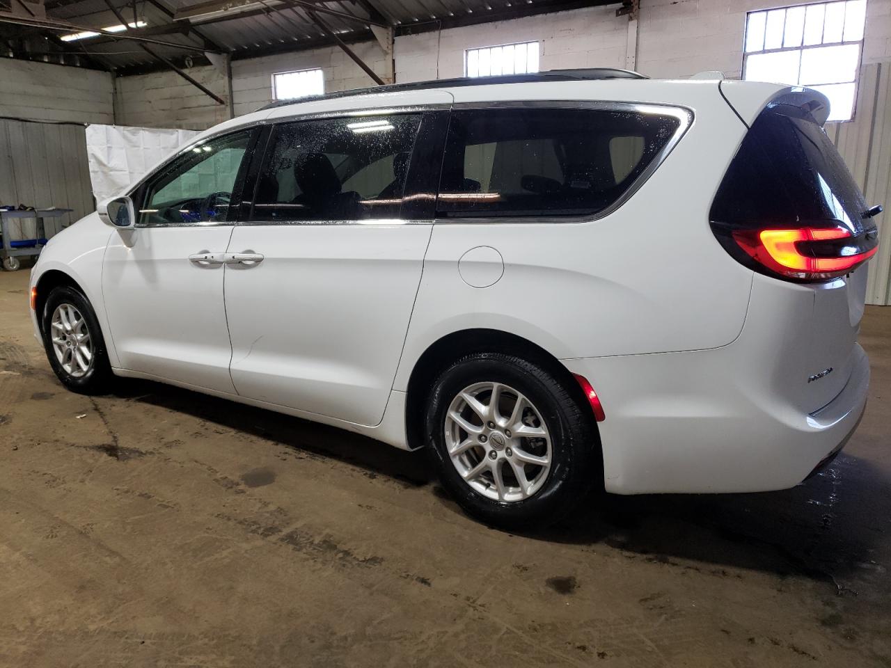 2022 CHRYSLER PACIFICA TOURING L VIN:2C4RC1BG8NR194630