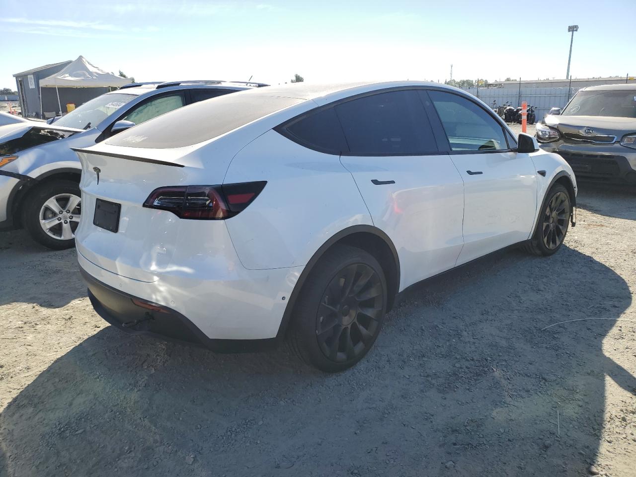 2022 TESLA MODEL Y  VIN:7SAYGDEE9NF481288