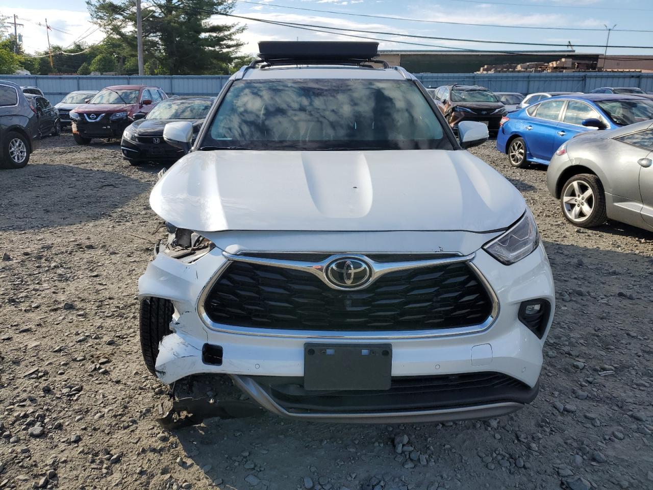 2022 TOYOTA HIGHLANDER PLATINUM VIN:5TDFZRAH5NS118929