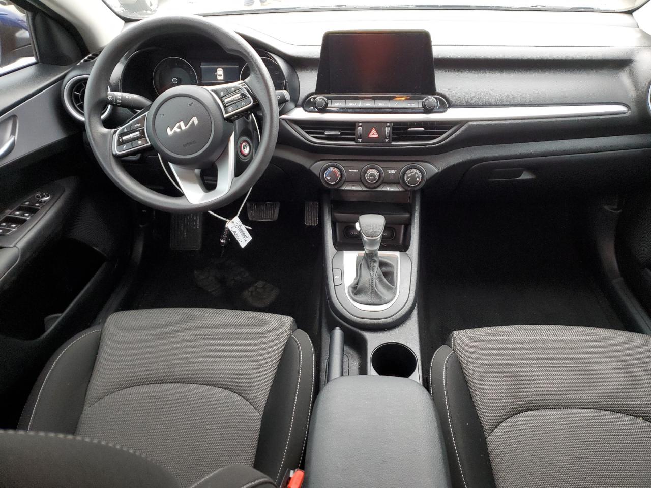 2024 KIA FORTE LX VIN:3KPF24AD9RE779593