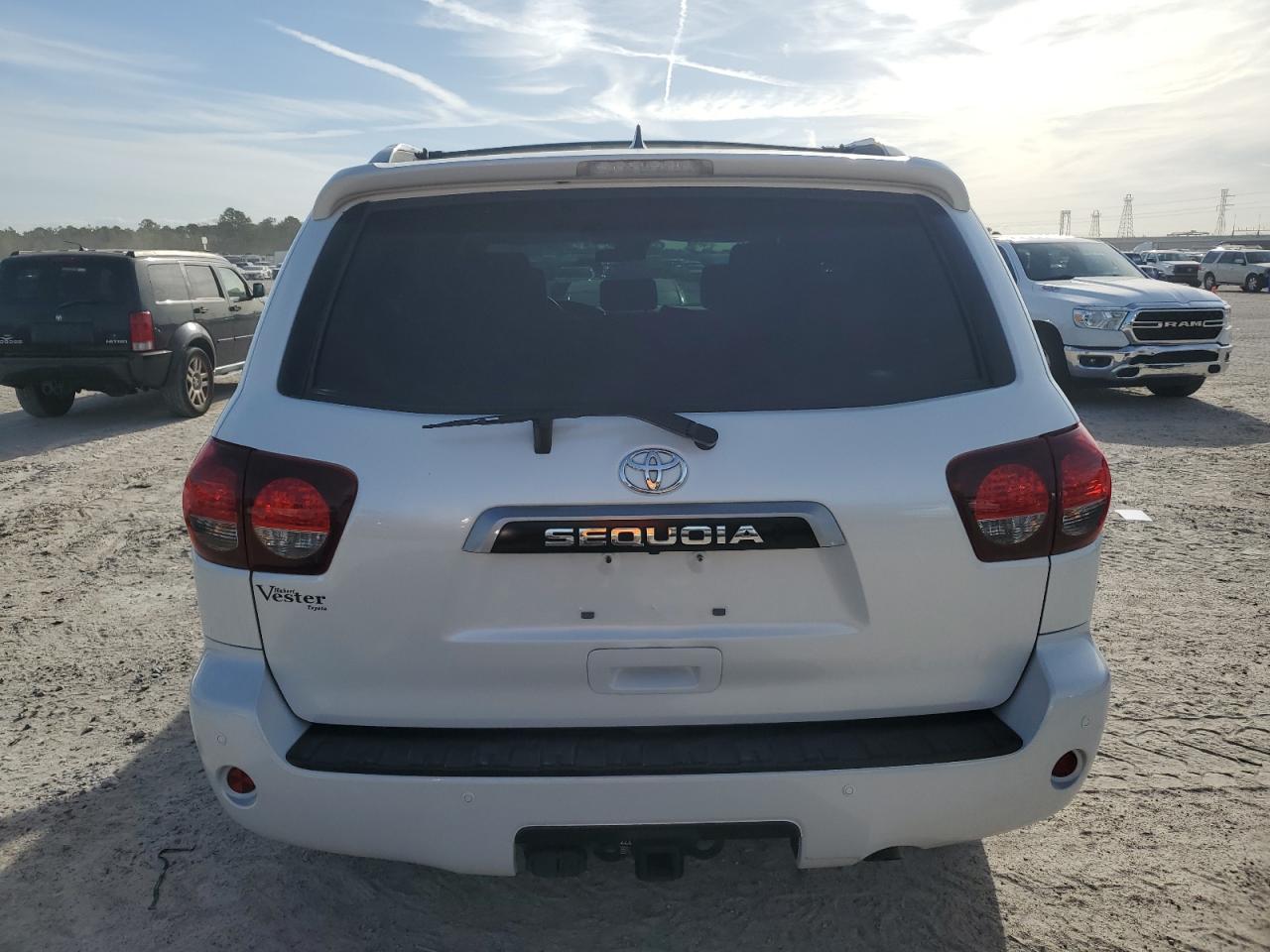 2022 TOYOTA SEQUOIA SR5 VIN:5TDAY5A12NS076471