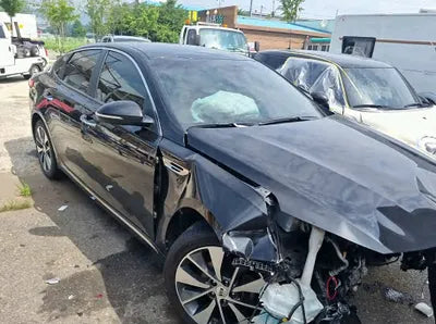 2016 Kia K5 KNAGX411BGA030492 VIN:KNAGX411BGA030492