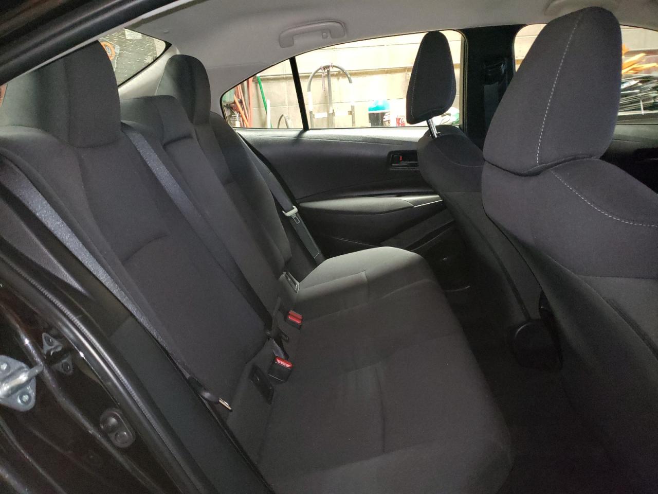 2022 TOYOTA COROLLA LE VIN:JTDEAMDE7NJ041811