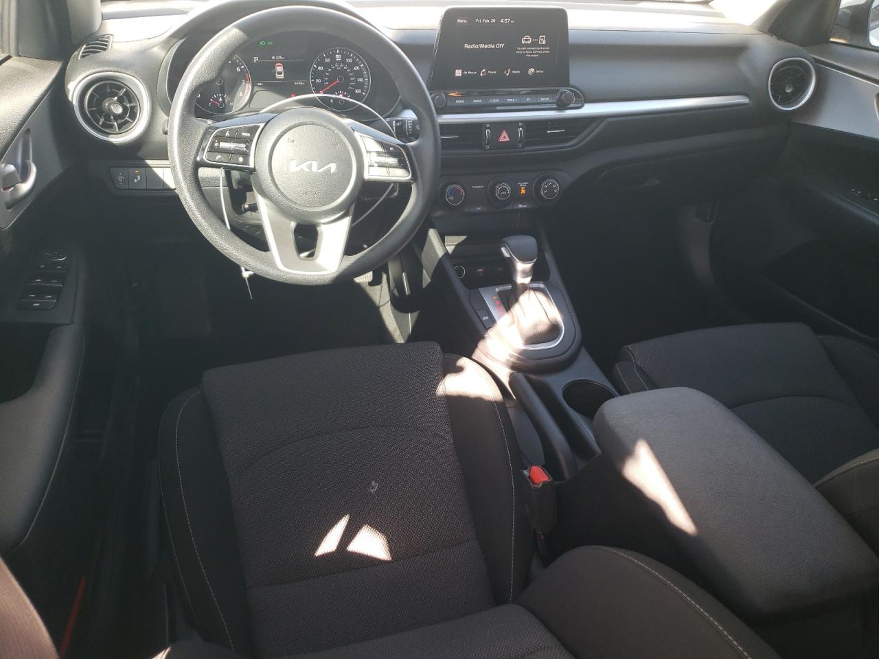 2024 KIA FORTE LX VIN:3KPF24AD3RE810420