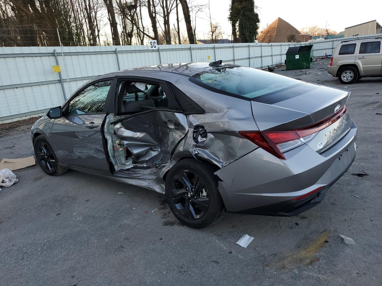 2023 HYUNDAI ELANTRA SEL VIN:KMHLM4AG0PU566193