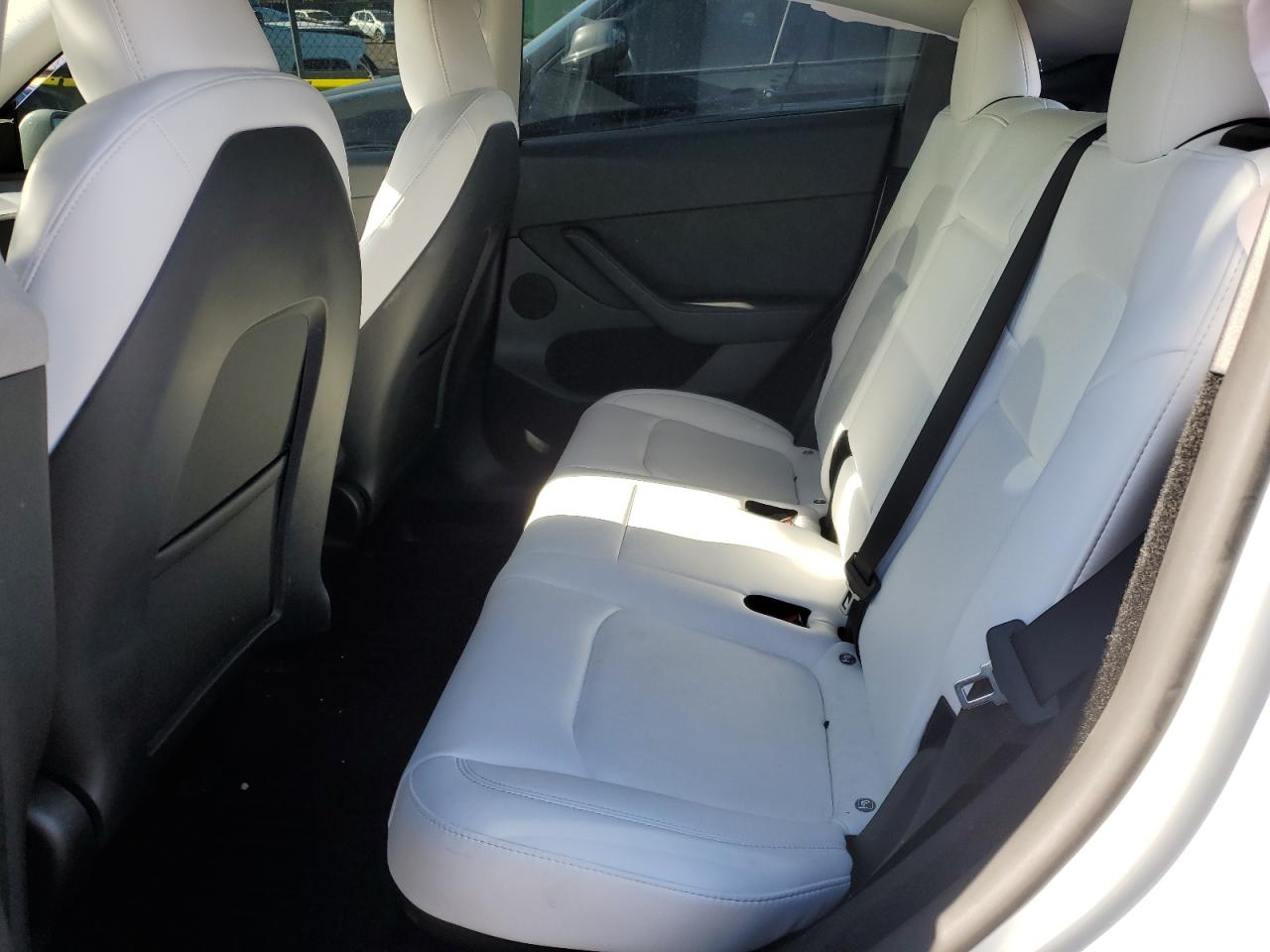2024 TESLA MODEL Y  VIN:7SAYGDEF8RF019769