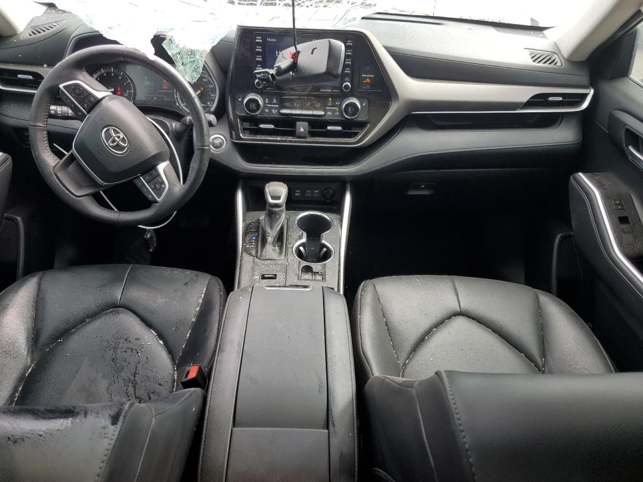 2022 TOYOTA HIGHLANDER XLE VIN:5TDGZRAH8NS138046