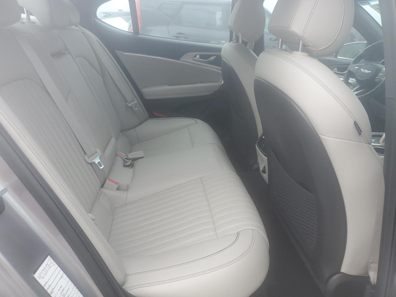 2022 GENESIS G70 BASE VIN:KMTG54TE0NU094803