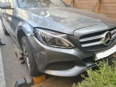 2018 Mercedes-Benz C 200 WDDWF4CB6JF630929 VIN:WDDWF4CB6JF630929