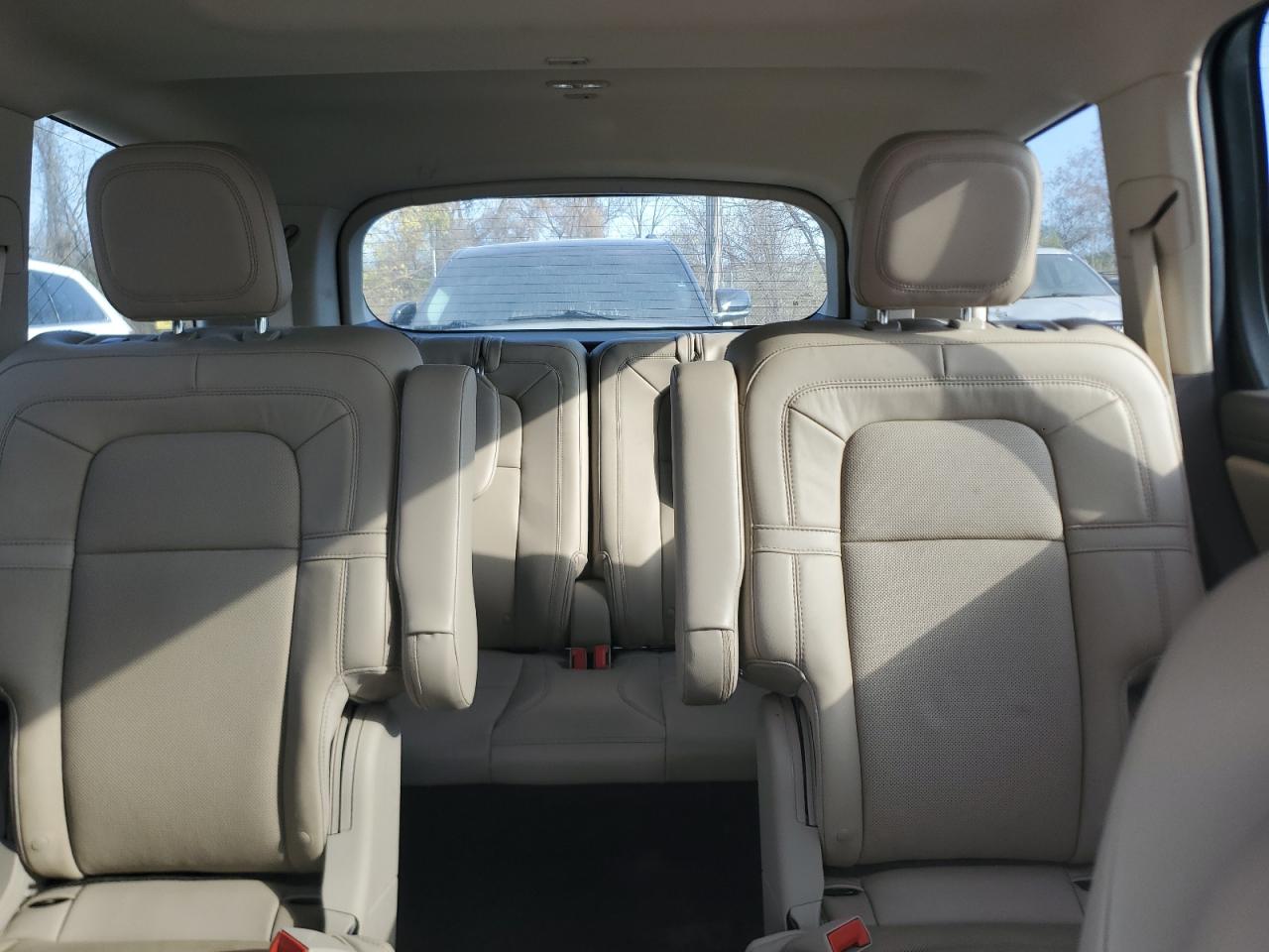 2022 LINCOLN AVIATOR RESERVE VIN:5LM5J7WC5NGL03859