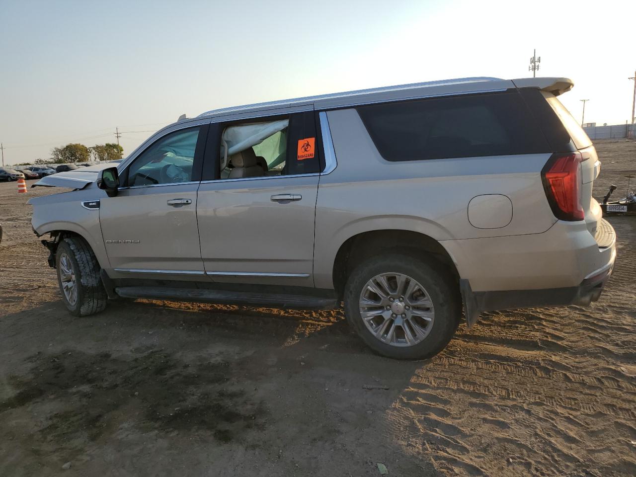 2022 GMC YUKON XL DENALI VIN:1GKS2JKLXNR260381