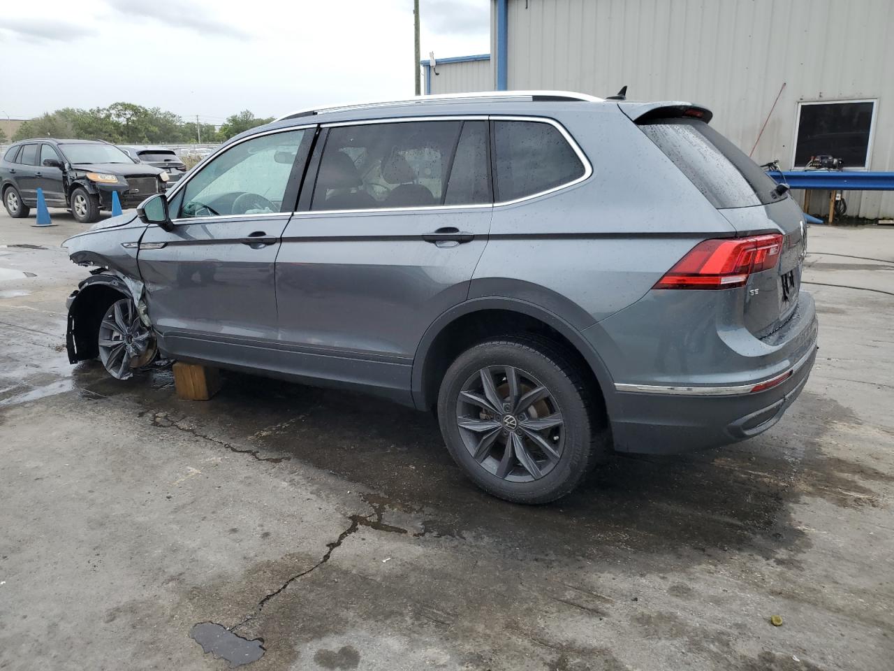 2023 VOLKSWAGEN TIGUAN SE VIN:3VV3B7AX5PM003853