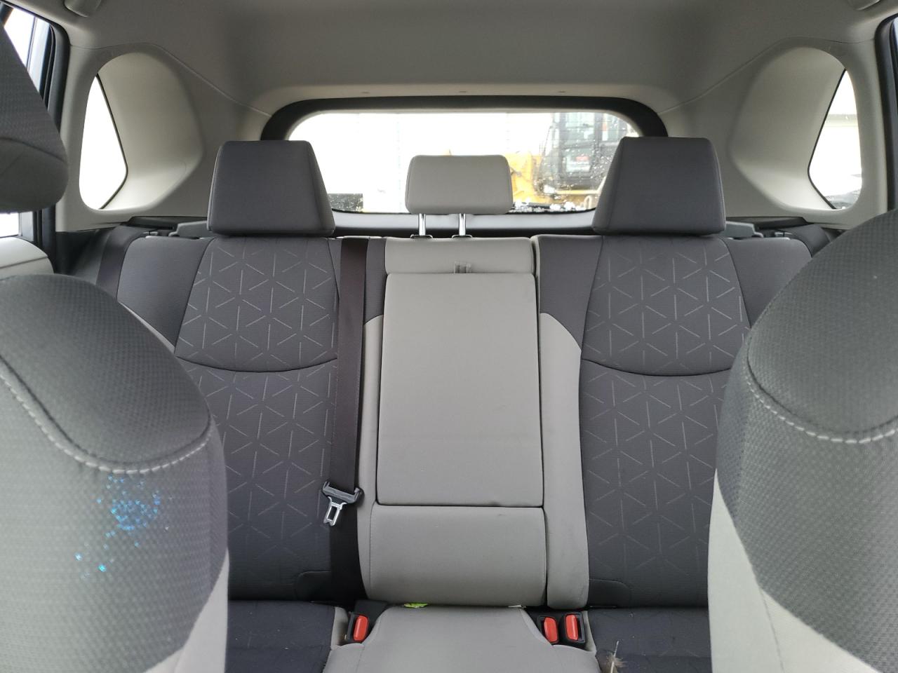 2023 TOYOTA RAV4 XLE VIN:JTMRWRFV9PJ057928