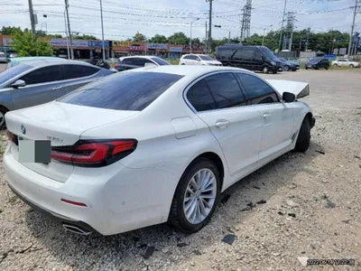 2021 BMW 530 WBA51AG03MCG30811 VIN:WBA51AG03MCG30811