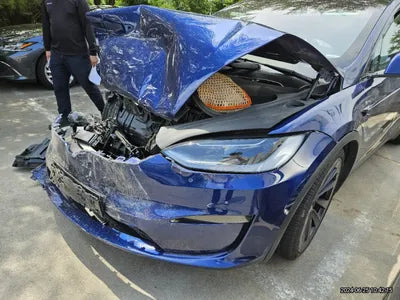 2023 Tesla Model X VIN: