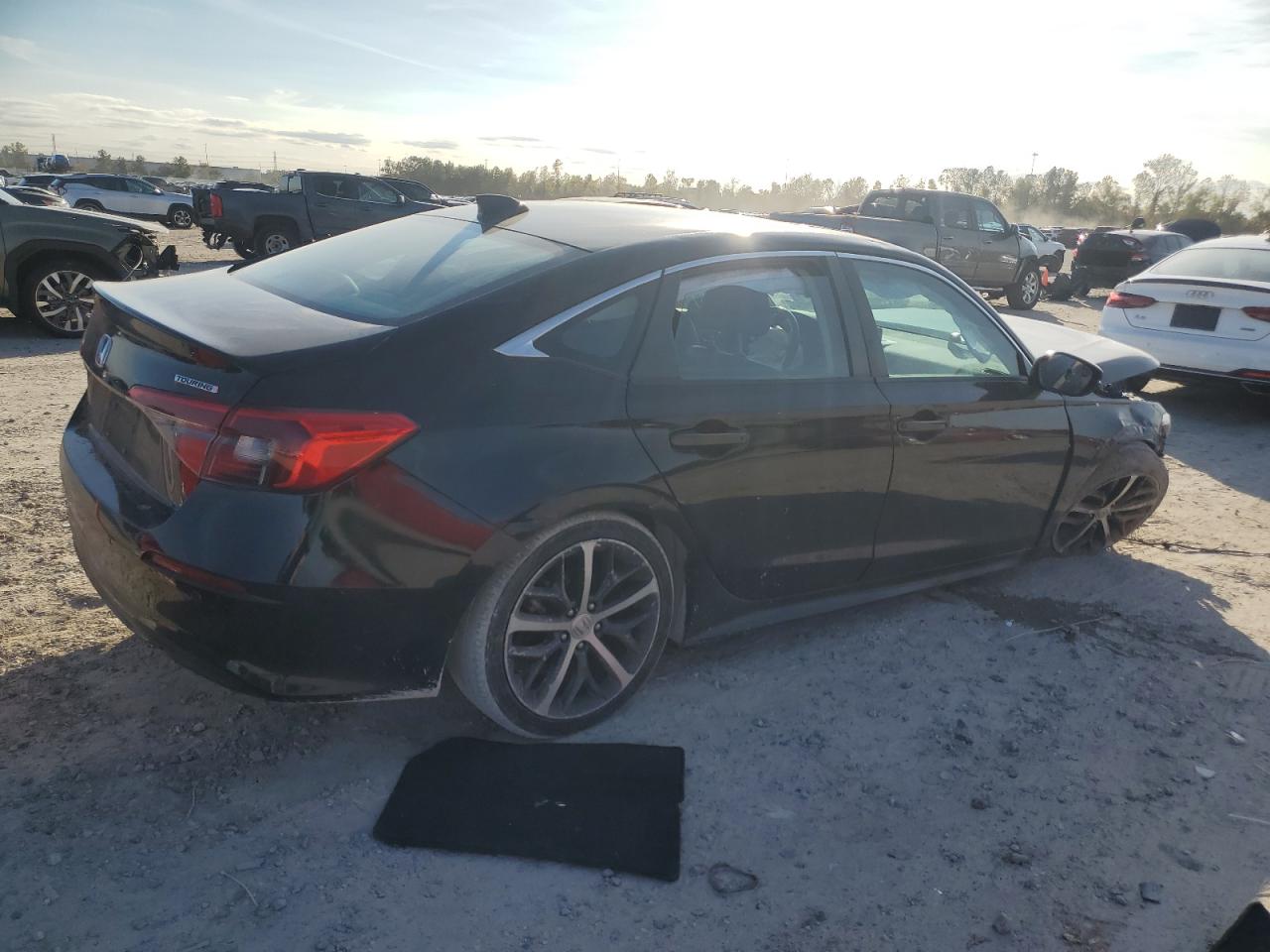 2022 HONDA CIVIC TOURING VIN:2HGFE1F95NH306915