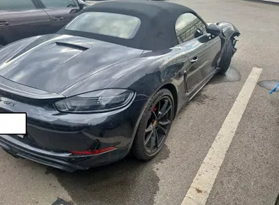 2018 Porsche Boxster WP0CB2982JS228602 VIN:WP0CB2982JS228602