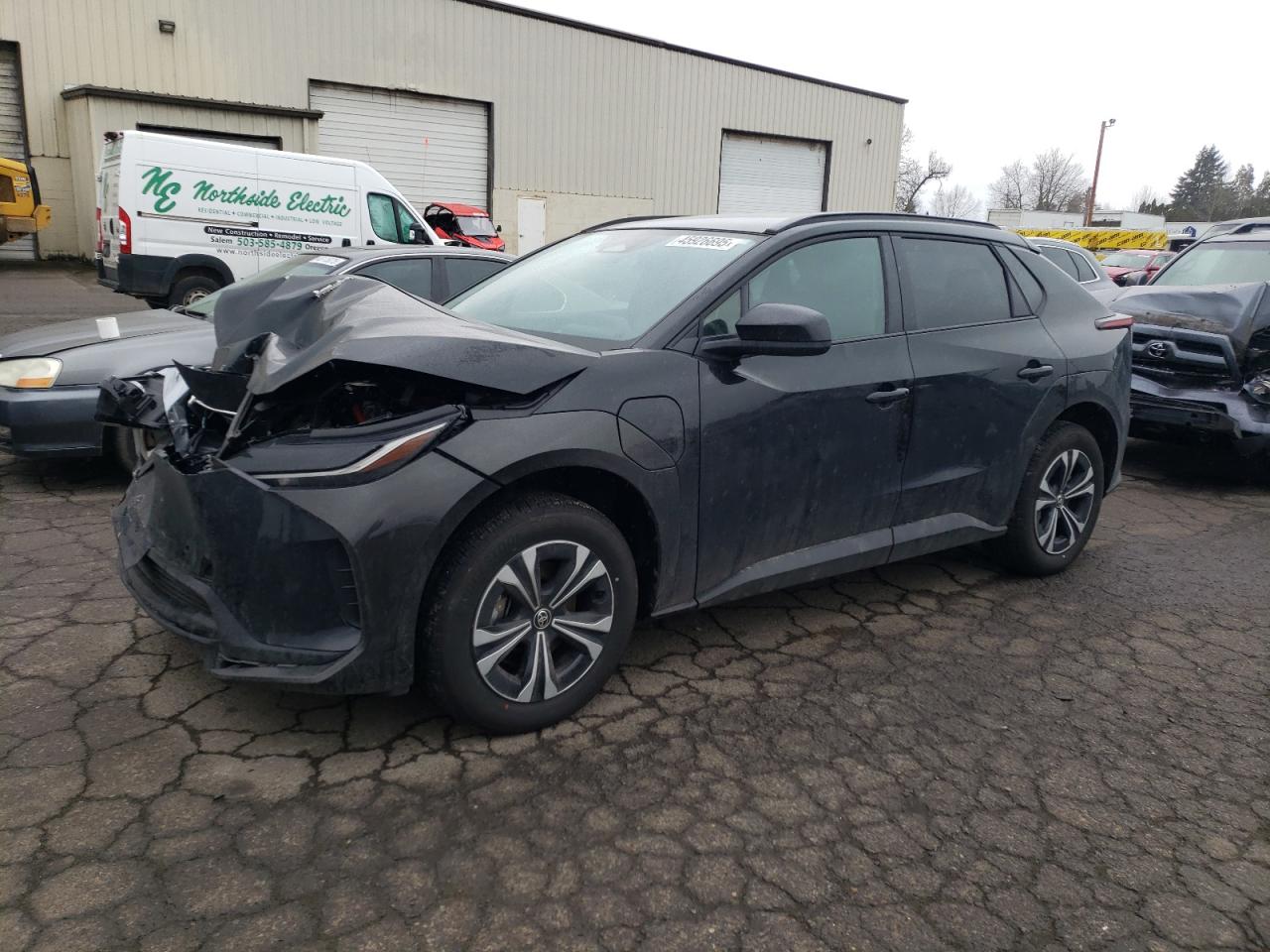 2024 TOYOTA BZ4X XLE VIN:JTMABACA8RA065890