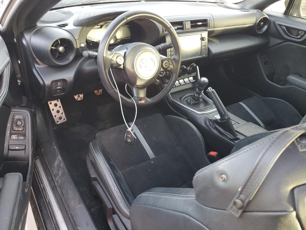 2023 TOYOTA GR 86 PREMIUM VIN:JF1ZNBE17P9753428