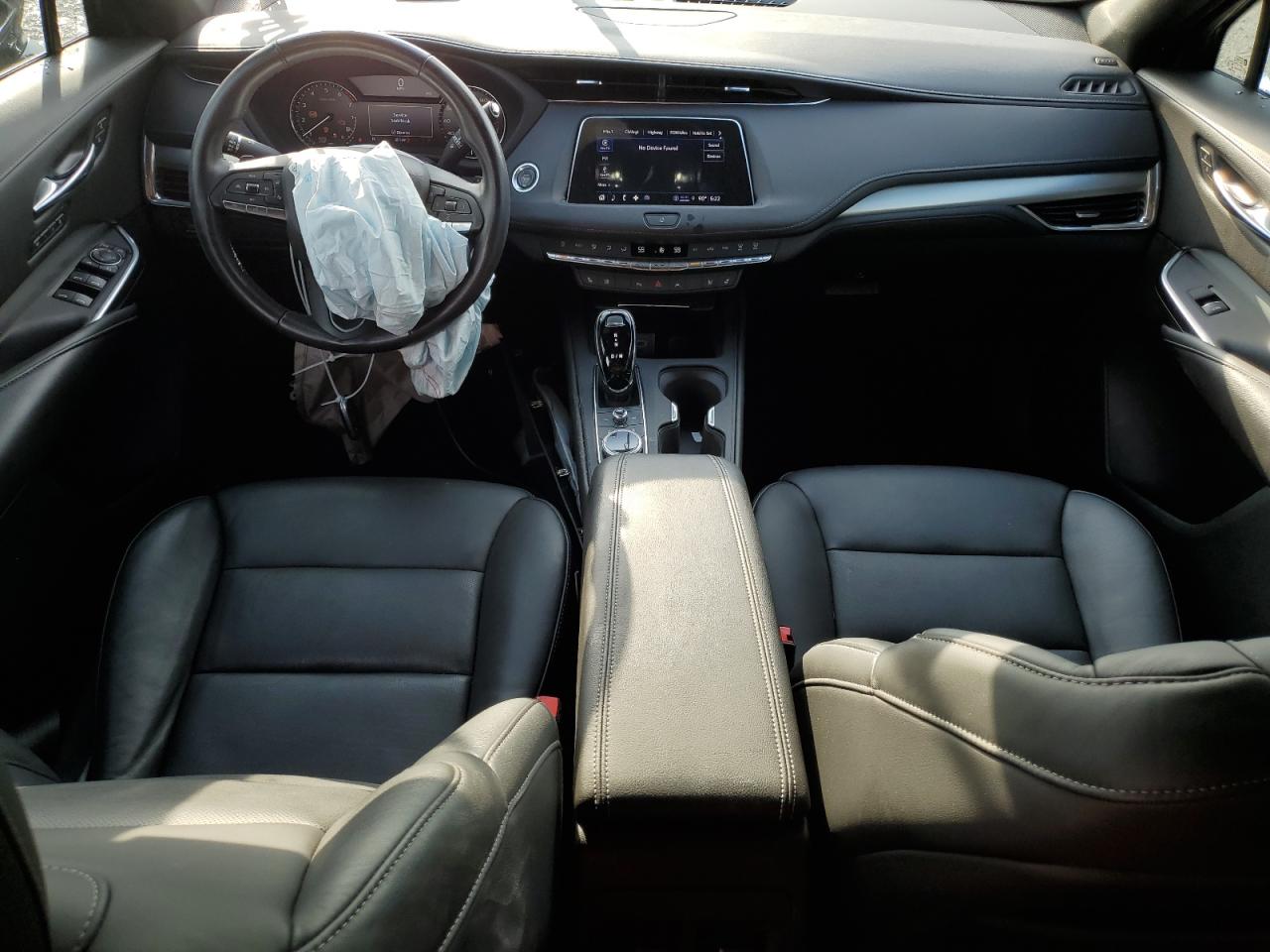 2023 CADILLAC XT4 PREMIUM LUXURY VIN:1GYFZCR47PF100444