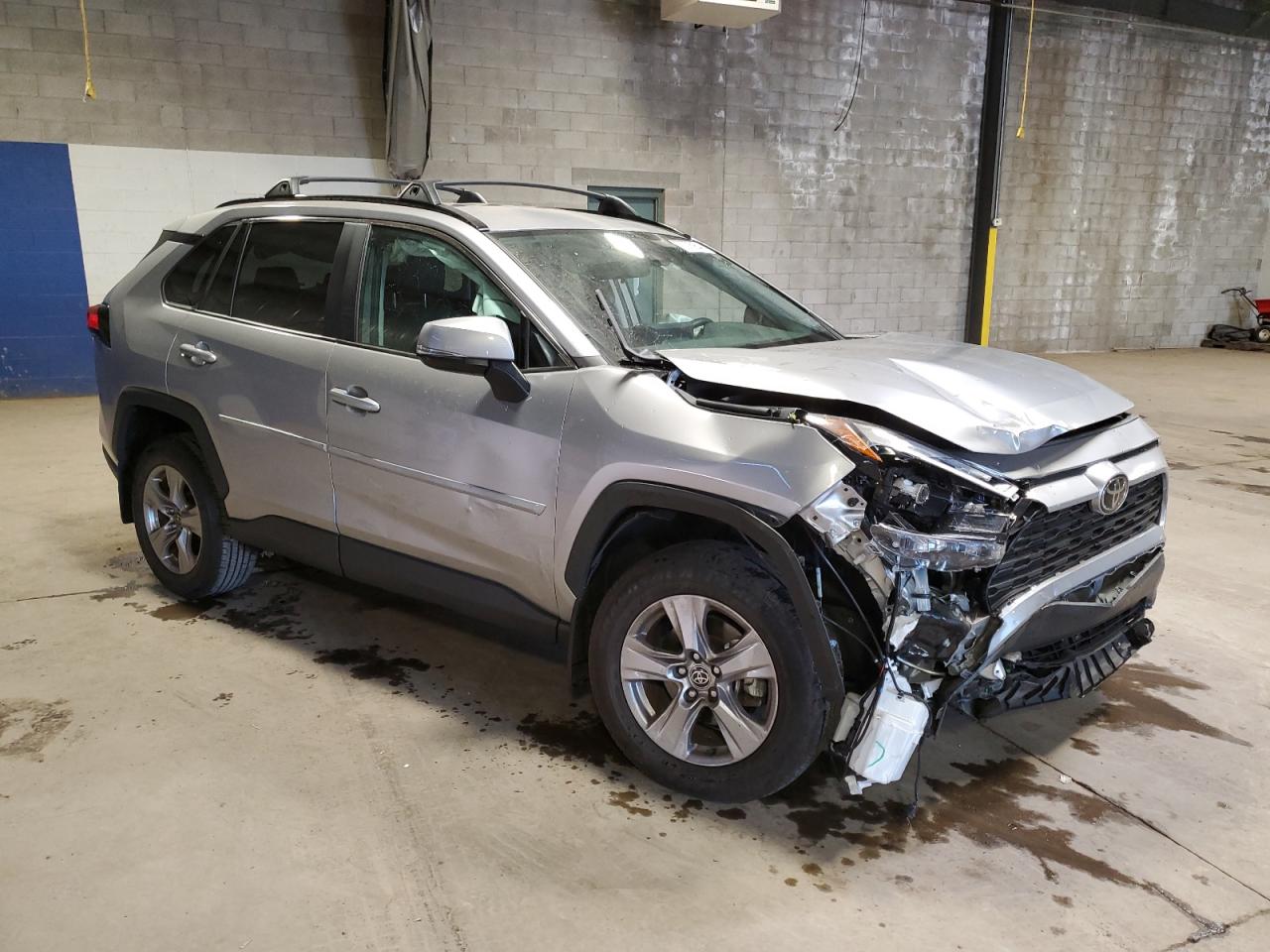 2023 TOYOTA RAV4 XLE VIN:2T3P1RFV3PC330628