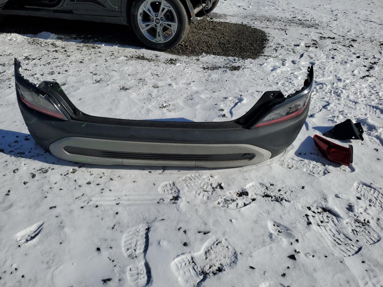 2022 HYUNDAI KONA SEL VIN:1B7GL22N4YS545841